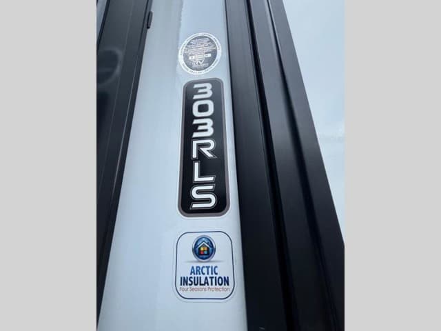 2026 Grand Design 2026 Grand Design Reflection - thumbnail 8