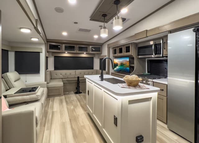 2026 Grand Design 2026 Grand Design Reflection - thumbnail 27