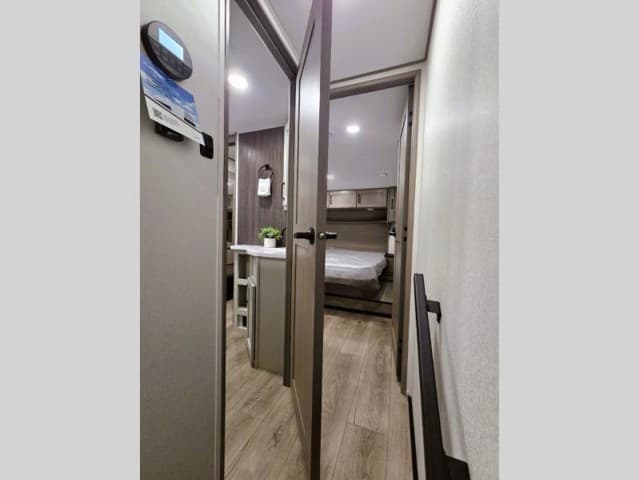 2026 Grand Design 2026 Grand Design Reflection - thumbnail 12