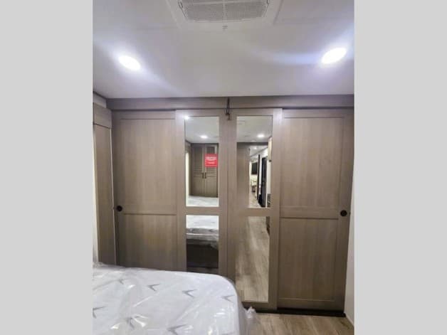 2026 Grand Design 2026 Grand Design Reflection - thumbnail 19