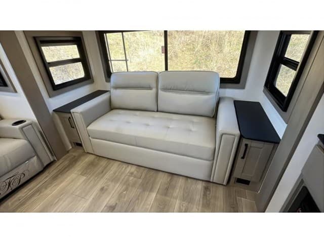 2026 Grand Design 2026 Grand Design Reflection - thumbnail 10