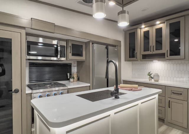 2026 Grand Design 2026 Grand Design Reflection - thumbnail 20