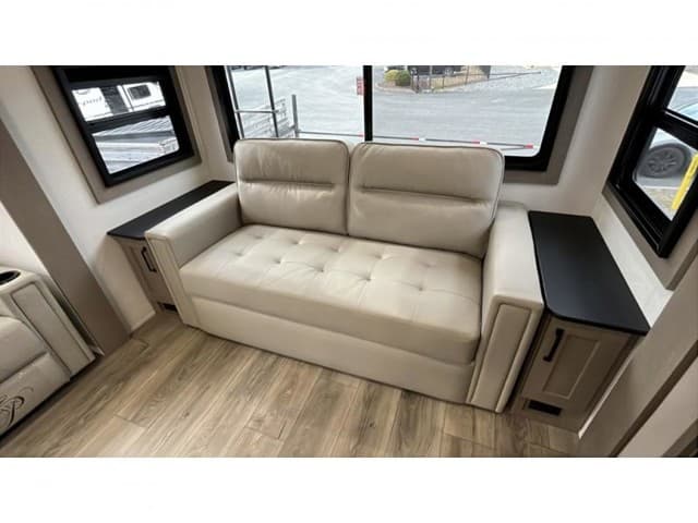 2026 Grand Design 2026 Grand Design Reflection - thumbnail 10