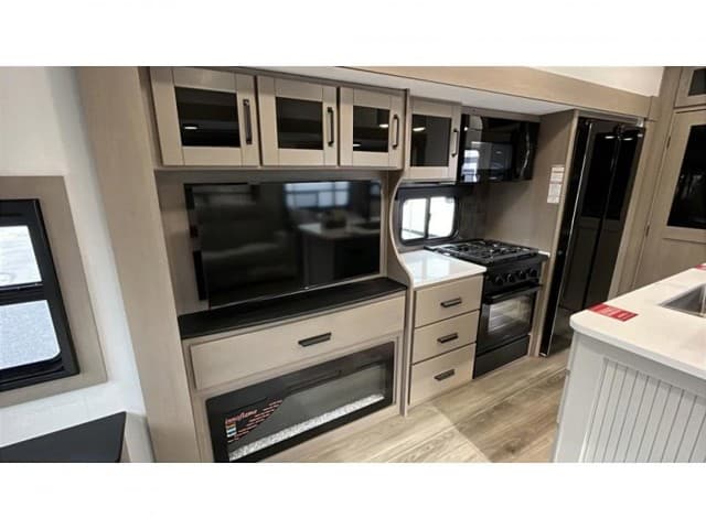 2026 Grand Design 2026 Grand Design Reflection - thumbnail 12