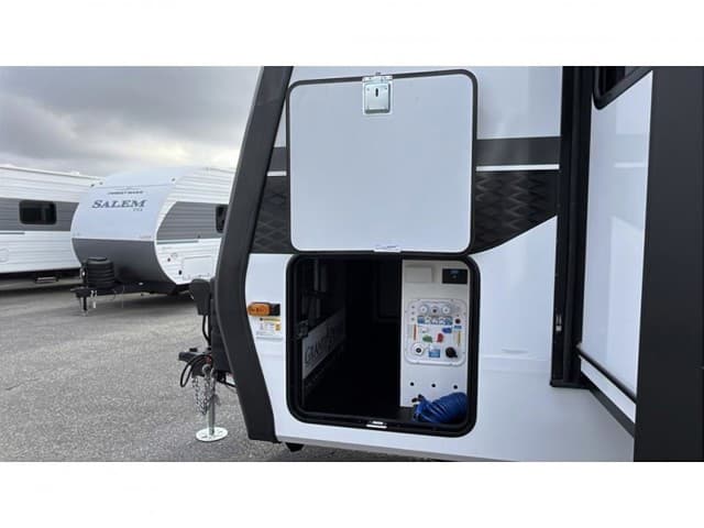 2026 Grand Design 2026 Grand Design Reflection - thumbnail 6