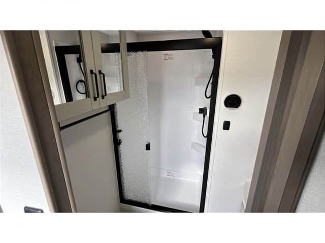 2026 Grand Design 2026 Grand Design Reflection - thumbnail 18