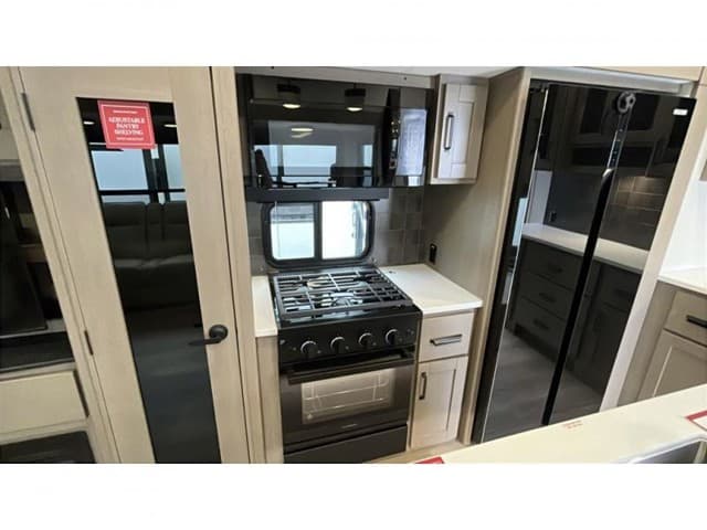 2026 Grand Design 2026 Grand Design Reflection - thumbnail 14