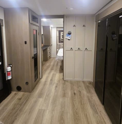 2026 Grand Design 2026 Grand Design Reflection - thumbnail 10