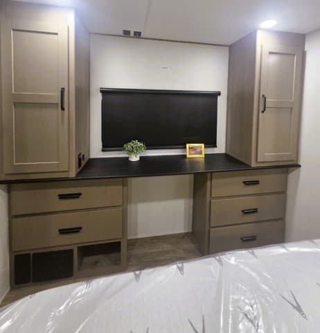 2026 Grand Design 2026 Grand Design Reflection - thumbnail 13