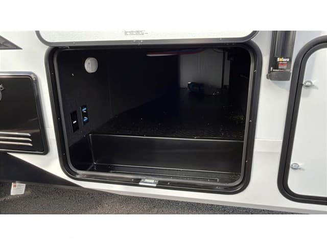 2026 Grand Design 2026 Grand Design Reflection 100 Series - thumbnail 9