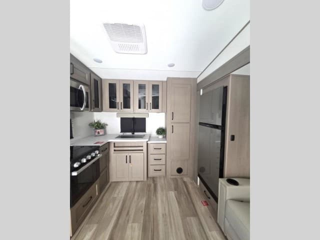 2026 Grand Design 2026 Grand Design Reflection 150 Series - thumbnail 8