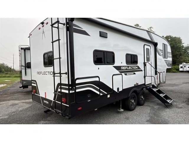 2026 Grand Design 2026 Grand Design Reflection 150 Series - thumbnail 5