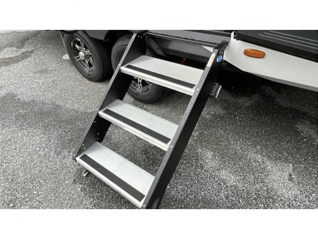 2026 Grand Design 2026 Grand Design Reflection 150 Series - thumbnail 11