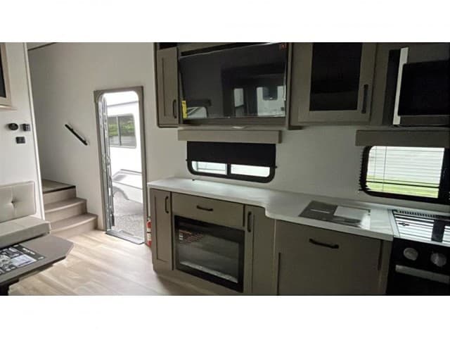 2026 Grand Design 2026 Grand Design Reflection 150 Series - thumbnail 18