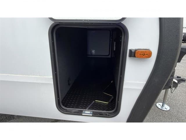 2026 Grand Design 2026 Grand Design Reflection - thumbnail 12