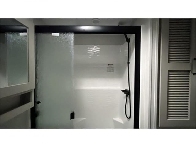 2026 Grand Design 2026 Grand Design Reflection - thumbnail 15