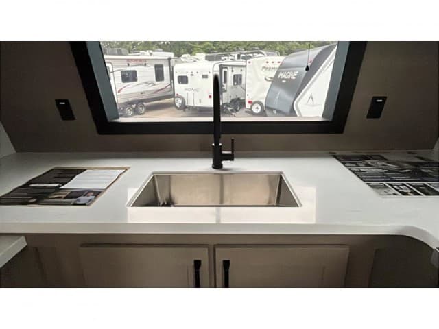 2026 Grand Design 2026 Grand Design Reflection - thumbnail 25