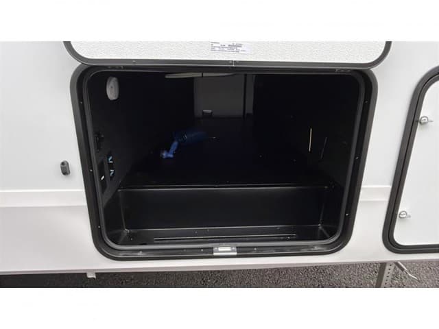 2026 Grand Design 2026 Grand Design Reflection 150 Series - thumbnail 9