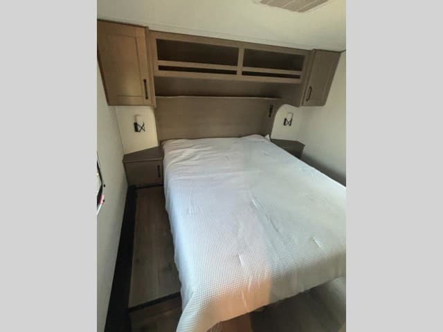 2026 Grand Design 2026 Grand Design Reflection 100 Series - thumbnail 10