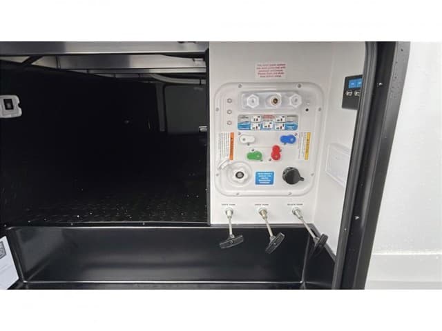 2026 Grand Design 2026 Grand Design Reflection 100 Series - thumbnail 5