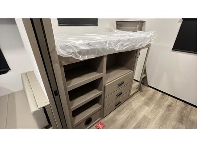 2026 Grand Design 2026 Grand Design Reflection 100 Series - thumbnail 10