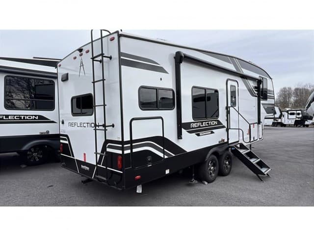 2026 Grand Design 2026 Grand Design Reflection 150 Series - thumbnail 3