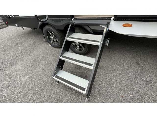 2026 Grand Design 2026 Grand Design Reflection 150 Series - thumbnail 11