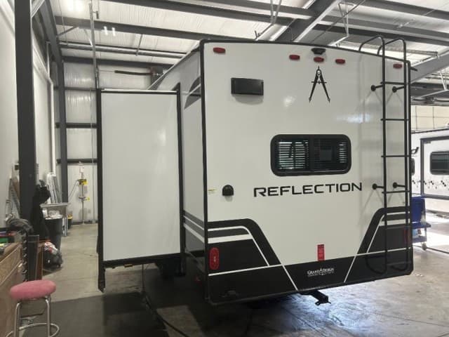 2026 Grand Design 2026 Grand Design Reflection 150 Series - thumbnail 5