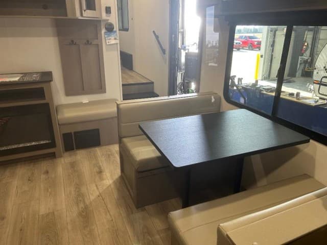 2026 Grand Design 2026 Grand Design Reflection 150 Series - thumbnail 9