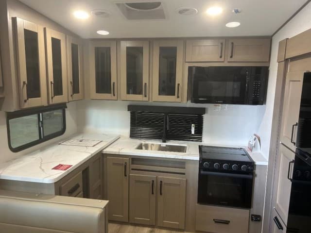 2026 Grand Design 2026 Grand Design Reflection 150 Series - thumbnail 11