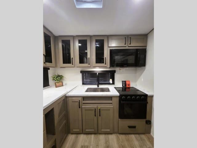 2026 Grand Design 2026 Grand Design Reflection 150 Series - thumbnail 8