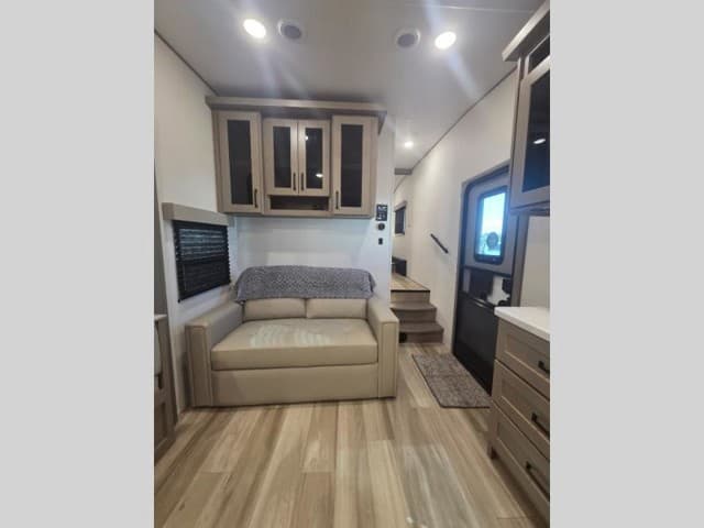 2026 Grand Design 2026 Grand Design Reflection 100 Series - thumbnail 10