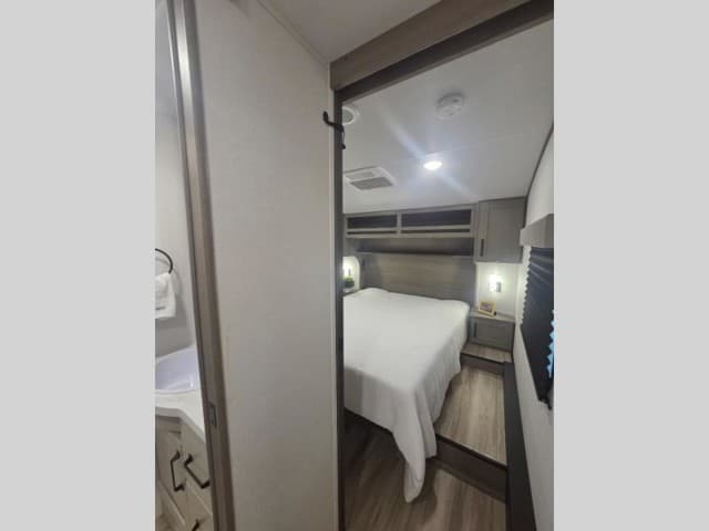 2026 Grand Design 2026 Grand Design Reflection 100 Series - thumbnail 19