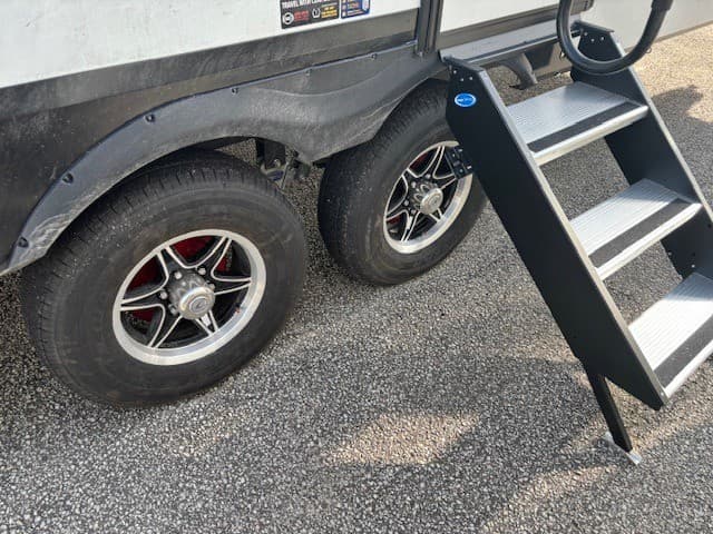 2026 Grand Design 2026 Grand Design Reflection 100 Series - thumbnail 8