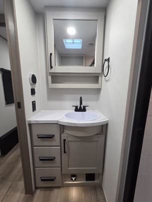 2026 Grand Design 2026 Grand Design Reflection 100 Series - thumbnail 17