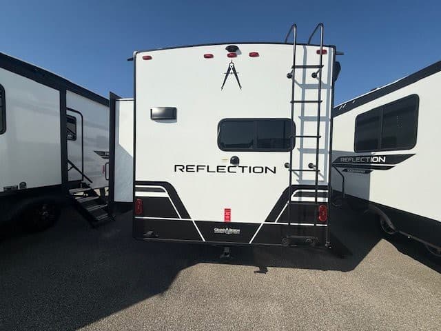 2026 Grand Design 2026 Grand Design Reflection 100 Series - thumbnail 13