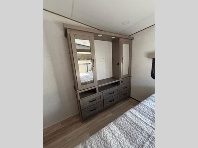 2025 Grand Design 2025 Grand Design Reflection - thumbnail 21