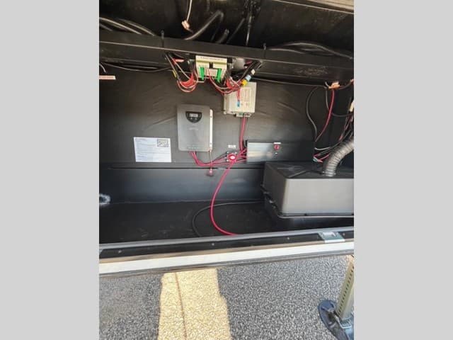 2025 Grand Design 2025 Grand Design Reflection - thumbnail 23