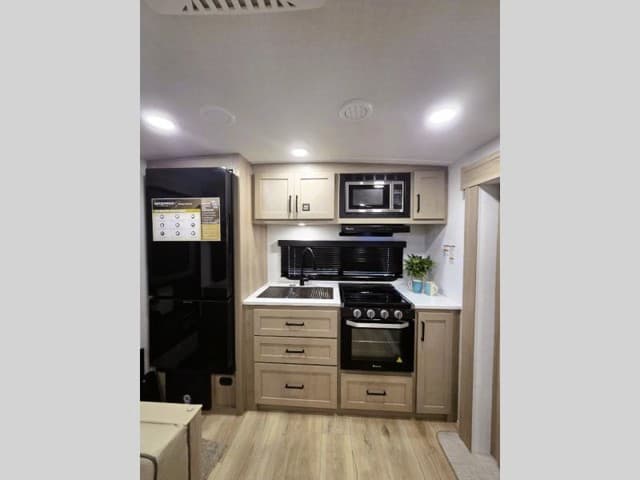 2026 Forest River 2026 Forest River Rockwood Mini Lite - thumbnail 7