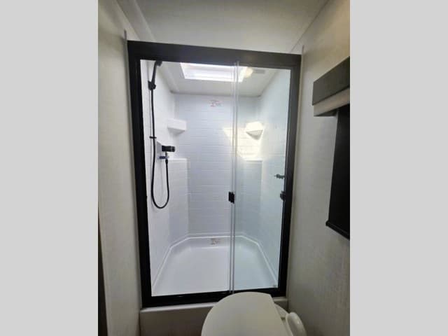 2026 Forest River 2026 Forest River Rockwood Ultra Lite - thumbnail 18