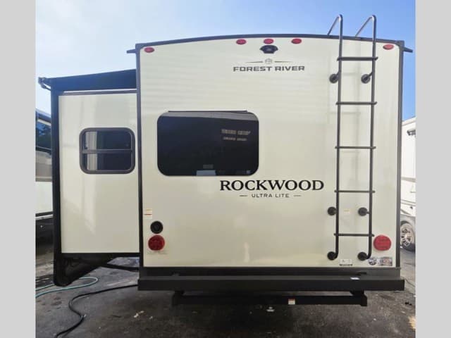 2026 Forest River 2026 Forest River Rockwood Ultra Lite - thumbnail 6