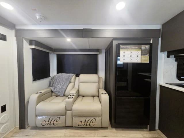 2026 Forest River 2026 Forest River Rockwood Ultra Lite - thumbnail 11