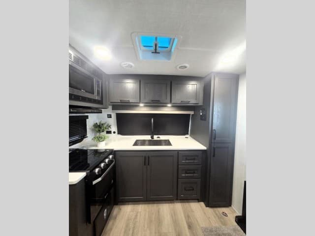 2026 Forest River 2026 Forest River Rockwood Ultra Lite - thumbnail 14