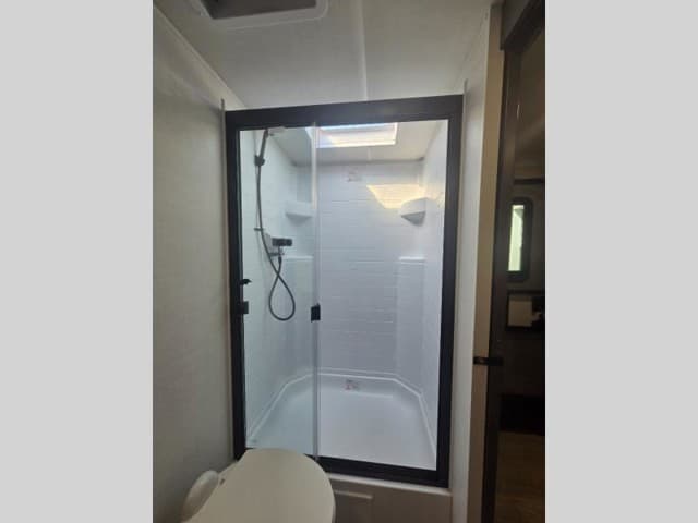 2026 Forest River 2026 Forest River Rockwood Ultra Lite - thumbnail 18