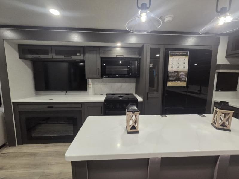 2026 Forest River 2026 Forest River Rockwood Signature - thumbnail 9