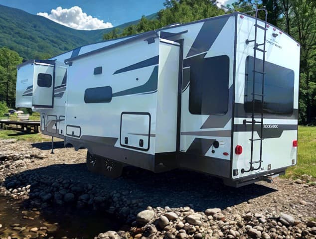 2026 Forest River 2026 Forest River Rockwood Signature - thumbnail 5