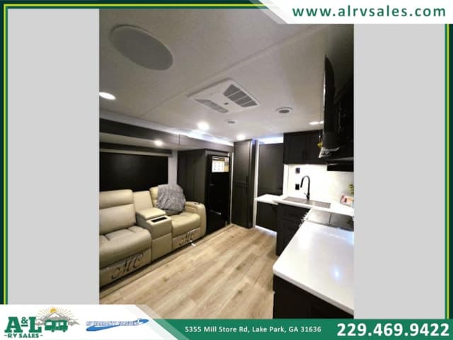 2026 Forest River Rockwood Ultra Lite 2618RD