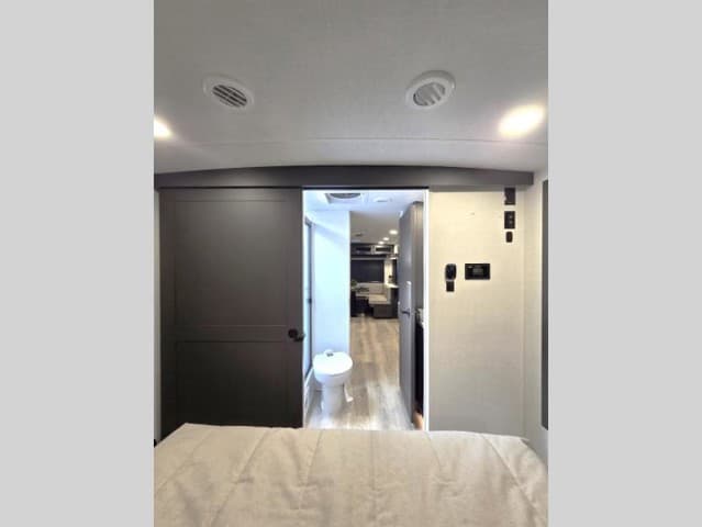 2026 Forest River 2026 Forest River Rockwood Ultra Lite - thumbnail 15