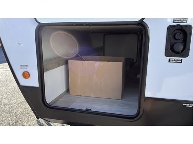 2026 Palomino 2026 Palomino SolAire - thumbnail 8