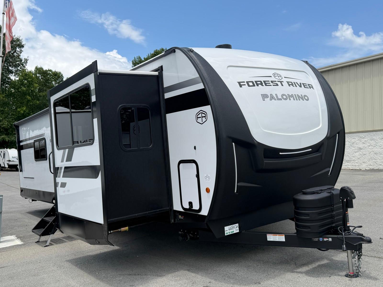 2027 Palomino SolAire 3300FLBS